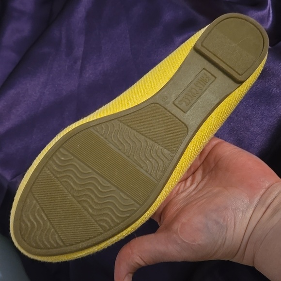 Falls Creek, Yellow, Sz 8, Ballet Style Slip-ons, Memory Foam, Bow Detail - Picture 8 of 10